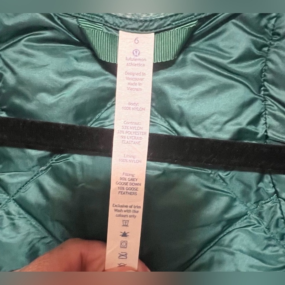 NEW Lululemon Down For A Run Quilted Goose Down Vest Winter Running Activewear - Picture 11 of 13